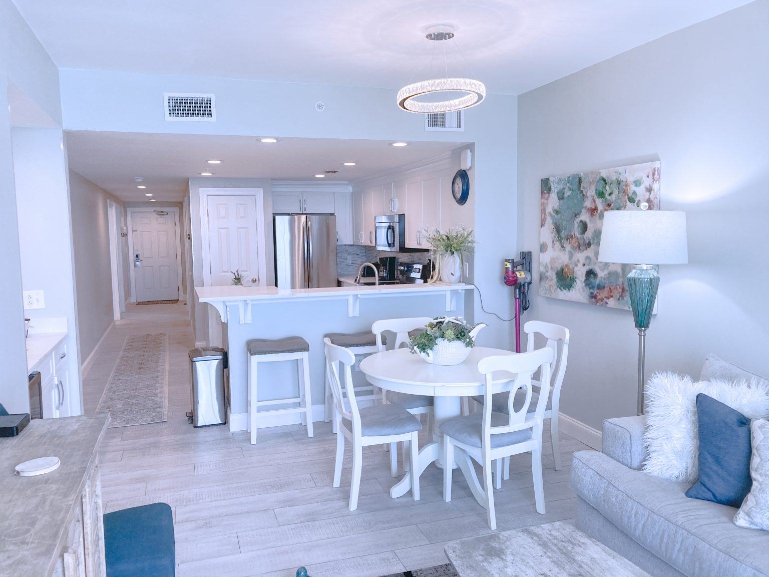 b_LR_Kitchen_2